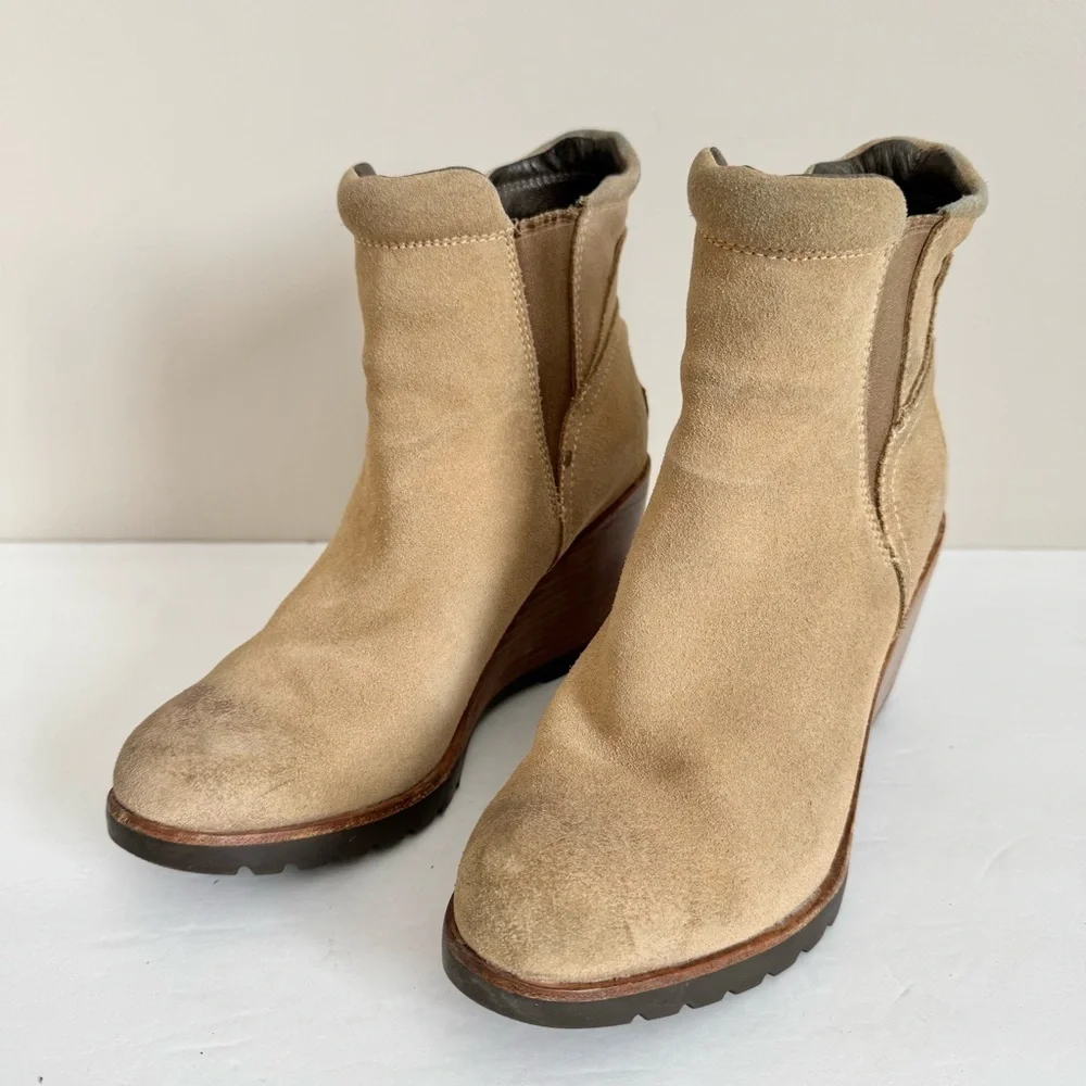 Sorel After Hours Wedge Boot Suede size 8.5